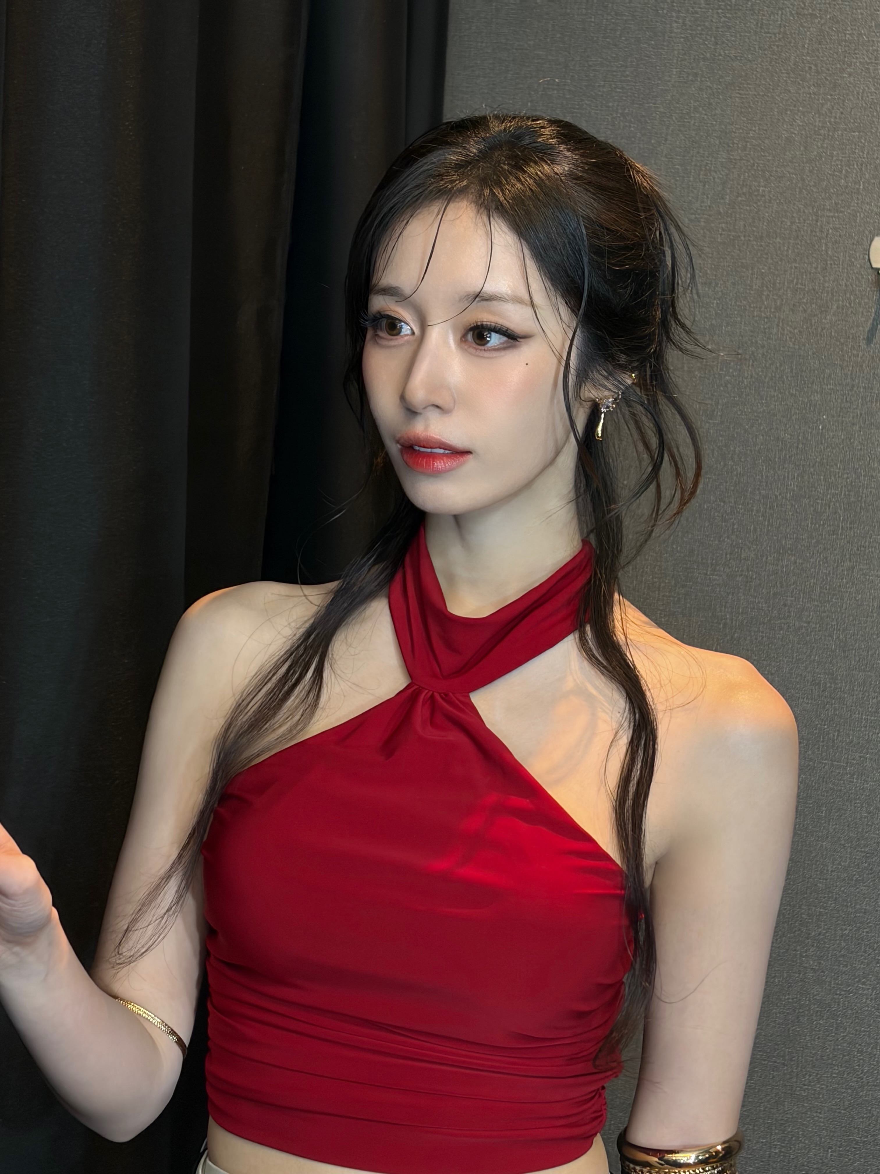 【贴文推送】JIYEON | Instagram | 2026-08-11 | 🖤